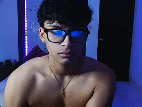 Snapshot of Mr_yisuzz chatting on 4, 6, 2026 Mr yisuzz online show from 4, 6, 2026