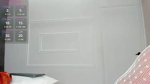 Snapshot of emmaalennox__ chatting on 30, 5, 2026 emmaalennox online show from 30, 5, 2026