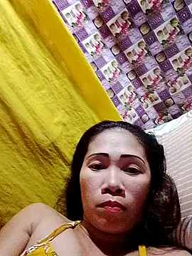 hotmom lyn online show from 29, 5, 2026