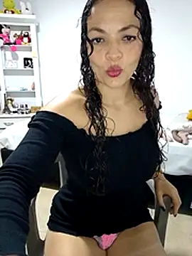 bella-diaz online show from 16, 6, 2026