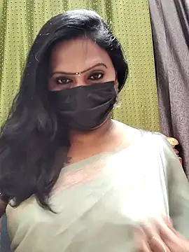 Snapshot of Meera_mia chatting on 10, 7, 2026 Meera mia online show from 10, 7, 2026
