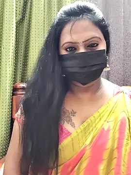 Snapshot of Meera_mia chatting on 13, 6, 2026 Meera mia online show from 13, 6, 2026
