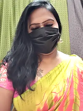 Snapshot of Meera_mia chatting on 11, 7, 2026 Meera mia online show from 11, 7, 2026
