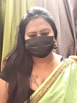 Snapshot of Meera_mia chatting on 6, 6, 2026 Meera mia online show from 6, 6, 2026
