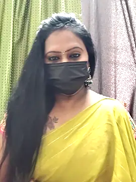 Snapshot of Meera_mia chatting on 12, 6, 2026 Meera mia online show from 12, 6, 2026