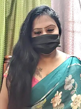 Snapshot of Meera_mia chatting on 14, 6, 2026 Meera mia online show from 14, 6, 2026