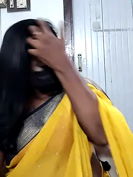 Snapshot of Meera_mia chatting on 24, 6, 2026 Meera mia online show from 24, 6, 2026