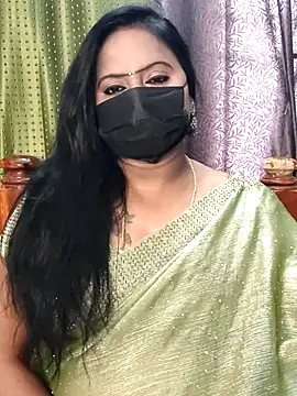 Snapshot of Meera_mia chatting on 27, 5, 2026 Meera mia online show from 27, 5, 2026