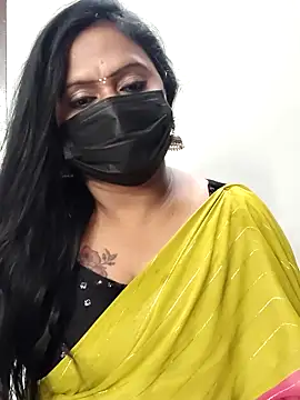 Snapshot of Meera_mia chatting on 18, 6, 2026 Meera mia online show from 18, 6, 2026