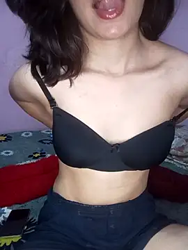 Snapshot of Noughty_girl00 chatting on 30, 6, 2026 Noughty girl00 online show from 30, 6, 2026