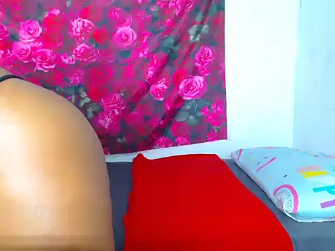Snapshot of SexyslendAA chatting on 15, 6, 2026 SexyslendAA online show from 15, 6, 2026
