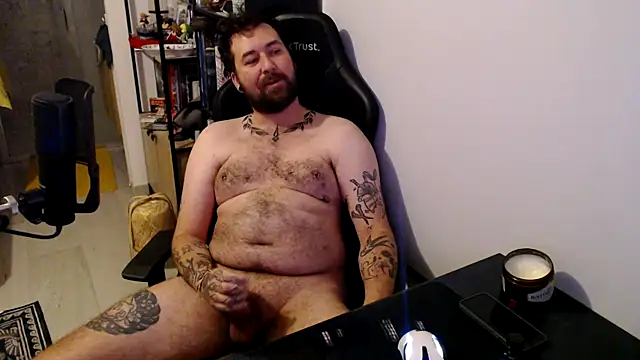 Snapshot of Moonblo0d chatting on 29, 6, 2026 Moonblo0d online show from 29, 6, 2026