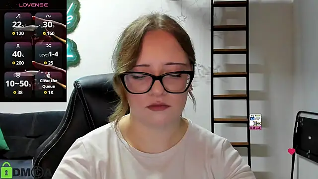 JuliNy x online show from 4, 6, 2026