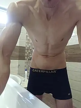 Snapshot of Nakedfanboy chatting on 19, 7, 2026 Nakedfanboy online show from 19, 7, 2026