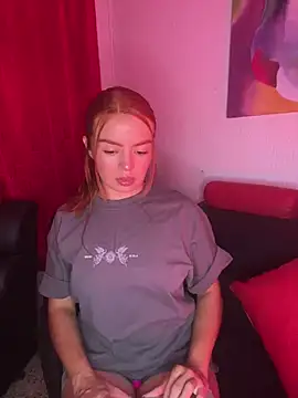 LuciiaMiller online show from 28, 7, 2026