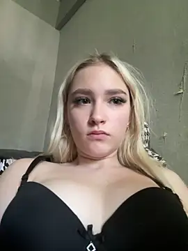 lisacryss3 online show from 6, 6, 2026