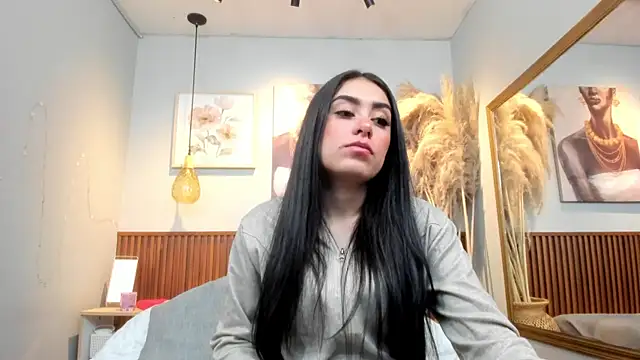 Snapshot of CARLA_FERRERM chatting on 14, 7, 2026 CARLA FERRERM online show from 14, 7, 2026