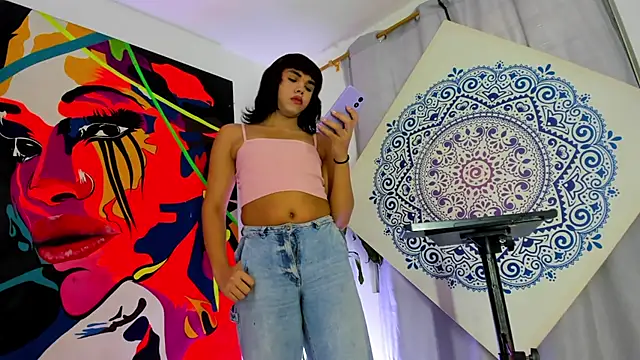 AndreaGiraldo  online show from 18, 6, 2026
