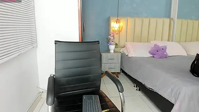 Snapshot of Cathaleya_sexy chatting on 30, 6, 2026 Cathaleya sexy online show from 30, 6, 2026