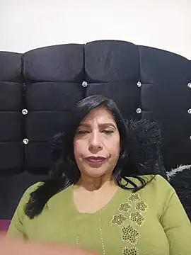 Snapshot of Samantha01_Rosse01 chatting on 25, 5, 2026 Samantha01 Rosse01 online show from 25, 5, 2026