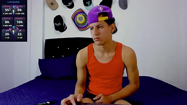 theo bigcock  online show from 8, 7, 2026