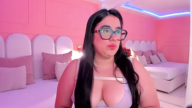 Snapshot of maite_graay chatting on 16, 7, 2026 maite graay online show from 16, 7, 2026