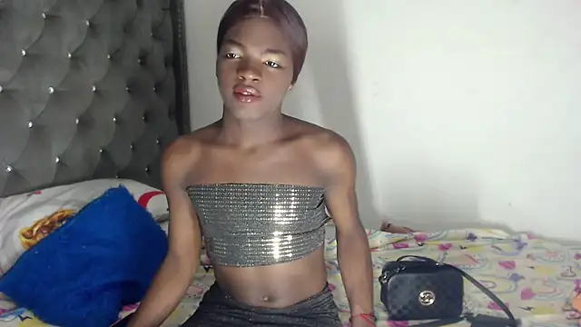 Snapshot of kenia_nihiara chatting on 14, 7, 2026 kenia nihiara online show from 14, 7, 2026