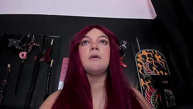 Amelie Vandenoir online show from 27, 6, 2026