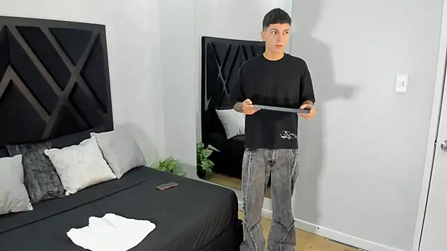 Snapshot of Gian_Rossi chatting on 30, 6, 2026 Gian Rossi online show from 30, 6, 2026