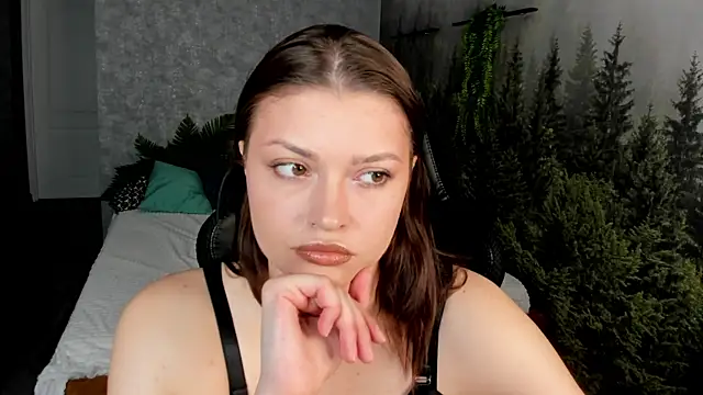 Snapshot of Maya-Mimi chatting on 9, 7, 2026 Maya-Mimi online show from 9, 7, 2026