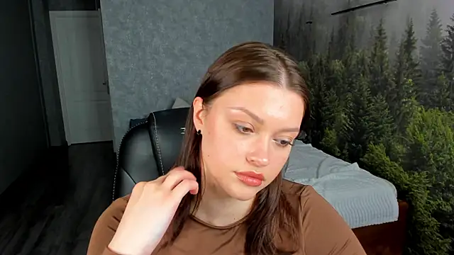 Snapshot of Maya-Mimi chatting on 11, 6, 2026 Maya-Mimi online show from 11, 6, 2026