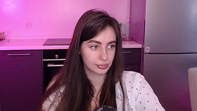 Snapshot of MuseMia chatting on 16, 6, 2026 MuseMia online show from 16, 6, 2026