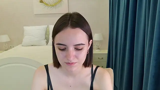 Daisy Heart online show from 22, 6, 2026
