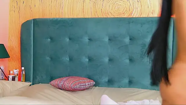 Snapshot of Daniela-Crudu chatting on 5, 6, 2026 Daniela-Crudu online show from 5, 6, 2026