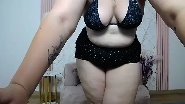Snapshot of _AmberMuse_ chatting on 30, 6, 2026 AmberMuse online show from 30, 6, 2026