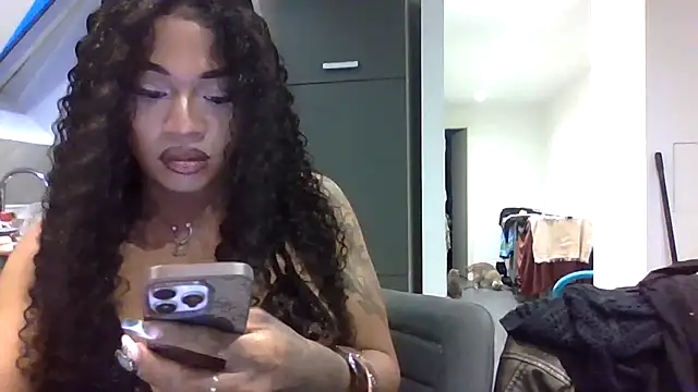 Snapshot of Loren4a chatting on 13, 7, 2026 Loren4a online show from 13, 7, 2026