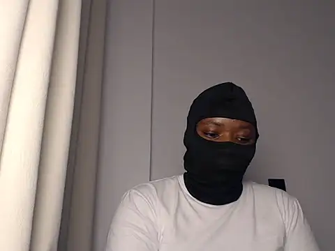 Snapshot of Ebony_heat chatting on 29, 5, 2026 Ebony heat online show from 29, 5, 2026