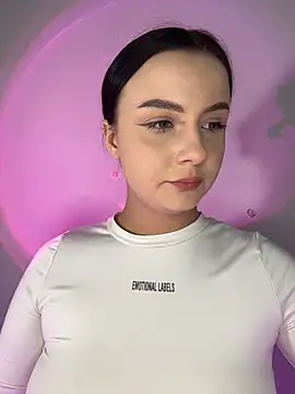 Snapshot of QueenL0la chatting on 30, 5, 2026 QueenL0la online show from 30, 5, 2026