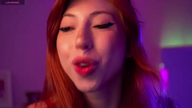 Snapshot of Mia_Daddysgirl_ chatting on 15, 6, 2026 Mia Daddysgirl online show from 15, 6, 2026