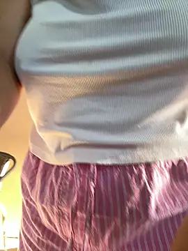Snapshot of evaxxxcurvyxxx chatting on 6, 7, 2026 evaxxxcurvyxxx online show from 6, 7, 2026