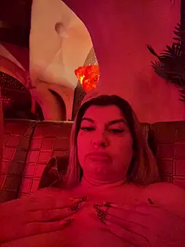 evaxxxcurvyxxx online show from 31, 5, 2026