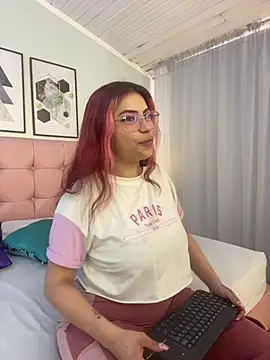 Snapshot of LilMoon_ chatting on 30, 6, 2026 LilMoon online show from 30, 6, 2026