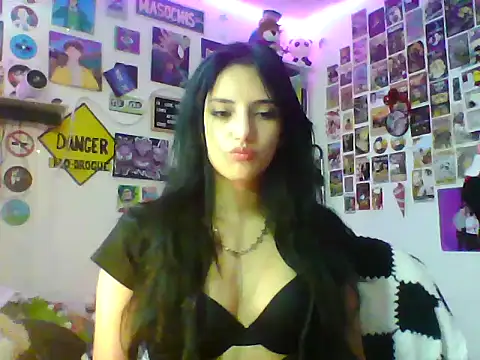 angelgirl2006 online show from 8, 6, 2026