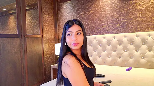 Snapshot of jessy_fortune chatting on 16, 7, 2026 jessy fortune online show from 16, 7, 2026