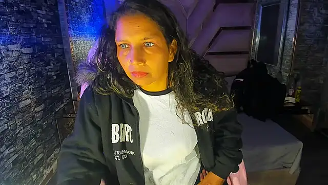 Danna Sg online show from 10, 7, 2026
