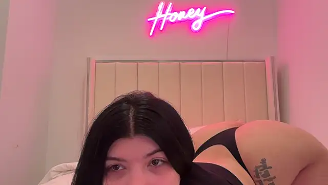 RawHoneyy online show from 14, 6, 2026