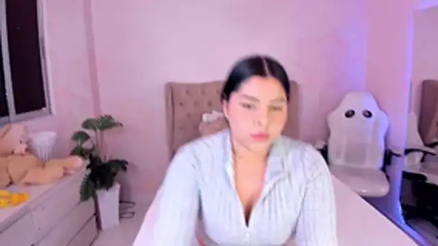 EmilySanchezz online show from 11, 7, 2026
