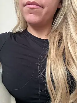 Snapshot of VenClea chatting on 16, 6, 2026 VenClea online show from 16, 6, 2026