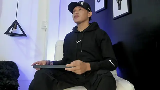 Nico Saint  online show from 29, 5, 2026