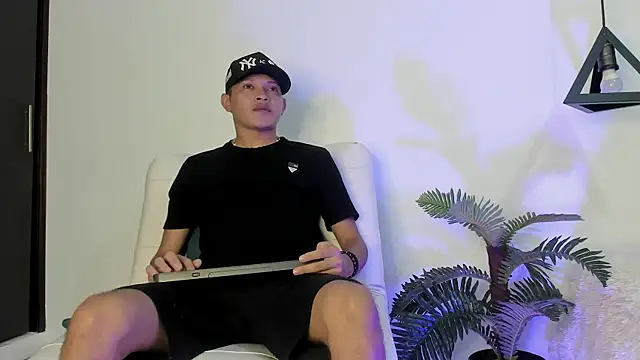 Nico Saint  online show from 30, 5, 2026
